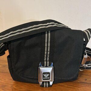 Buckle Down Chevy Corvette Seatbelt Bag Handbag Black Shoulder Crossbody Purse